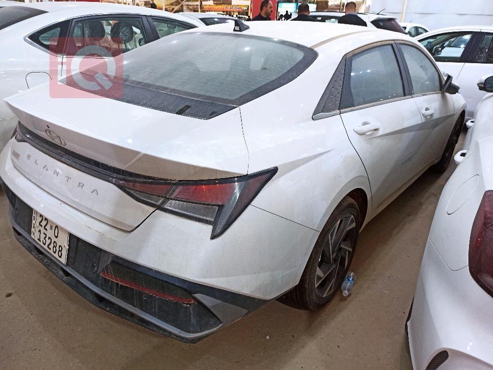 هيونداي النترا